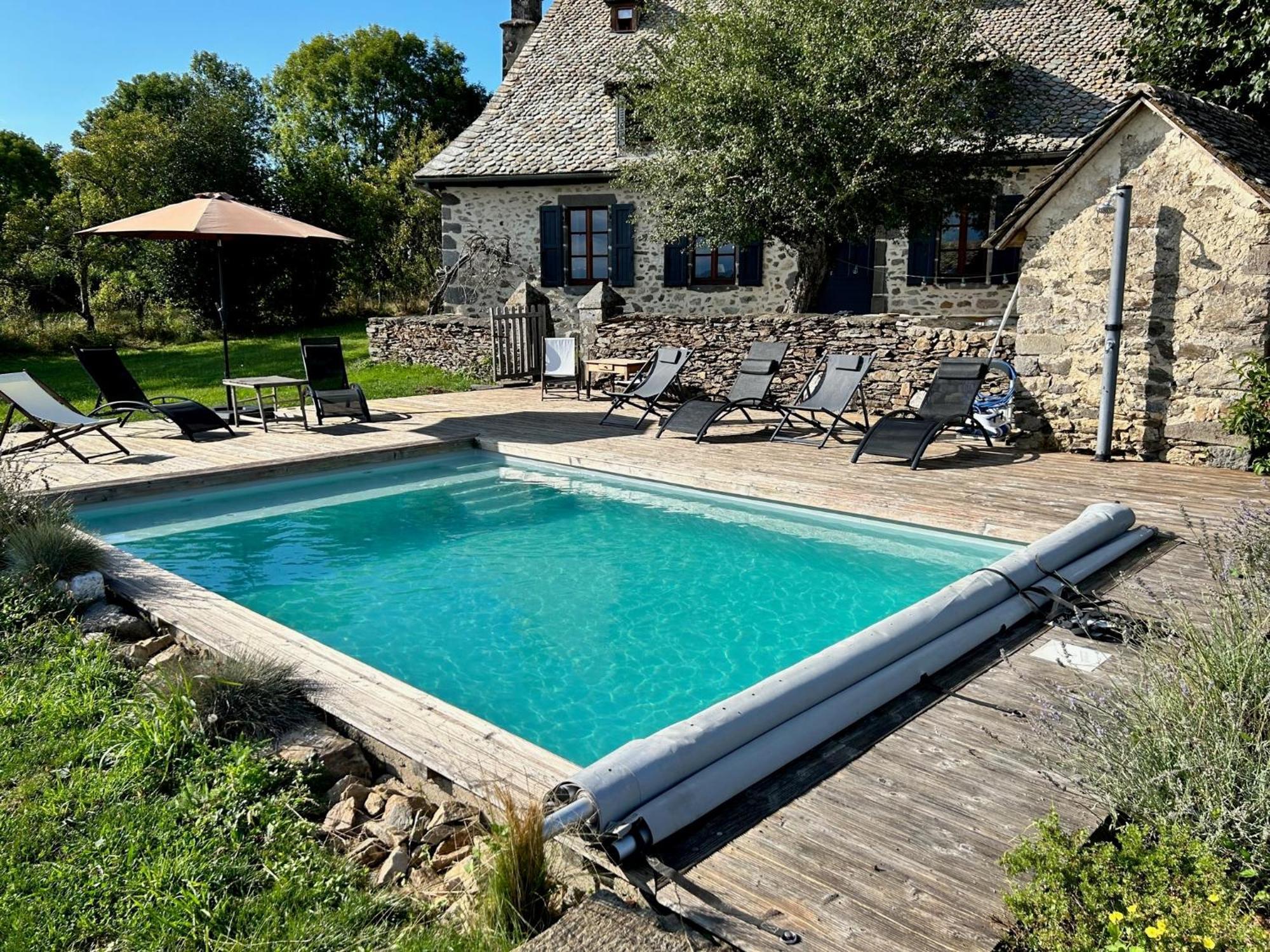 Maison Typique Auvergnate, Piscine Et Four A Pain Saint-Christophe-Les-Gorges Exterior foto